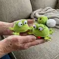 Little Frog Amigurumi Pattern step 4 - final assembly and finishing