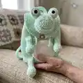 Plush Backpack Frog Amigurumi Pattern step 1 - construction progress