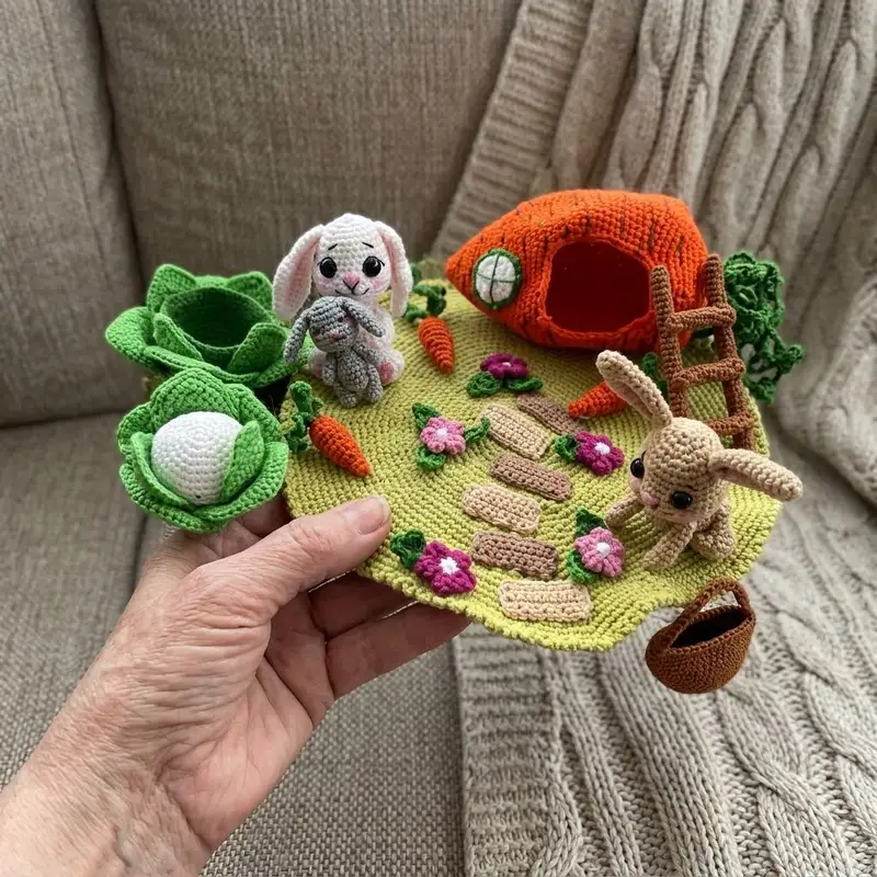 Quality crochet pattern: Bunny's House Amigurumi Pattern - Intermediate level guide with complete instructions