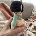 Lady in Waiting Amigurumi Pattern step 3 - details and accessories