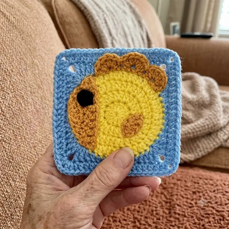 Complimentary Intermediate crochet pattern: Fish Granny Square Pattern - Simple to follow guide