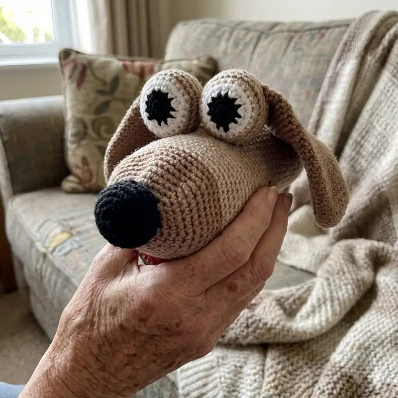 Complimentary Intermediate crochet pattern: Dog Hand Puppet Amigurumi Pattern - Simple to follow guide