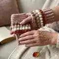 Horizon Fingerless Gloves Pattern step 1 - construction progress