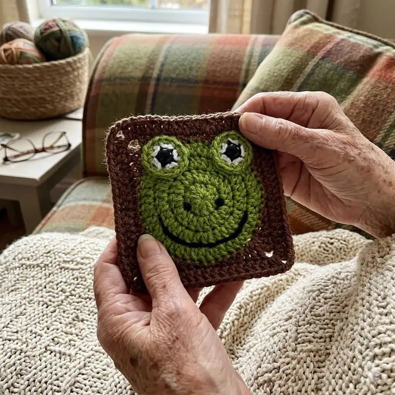 Quality crochet pattern: Frog Granny Square Pattern - Beginner Friendly level guide with complete instructions
