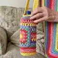 Granny Square Pocket Bottle Holder Pattern step 4 - final assembly and finishing