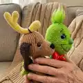 Baby Grinch Amigurumi Pattern step 3 - details and accessories